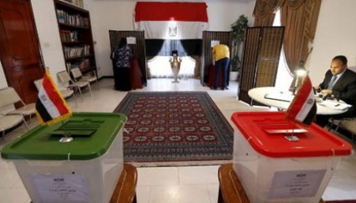 مع بدء المرحلة الثانية.. لجان الانتخابات بالخارج تخلو من الناخبين