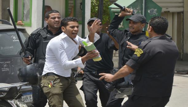 اعتقال طالب بأزهر أسيوط لاعتراضه على سب فتاة بقسم ثاني