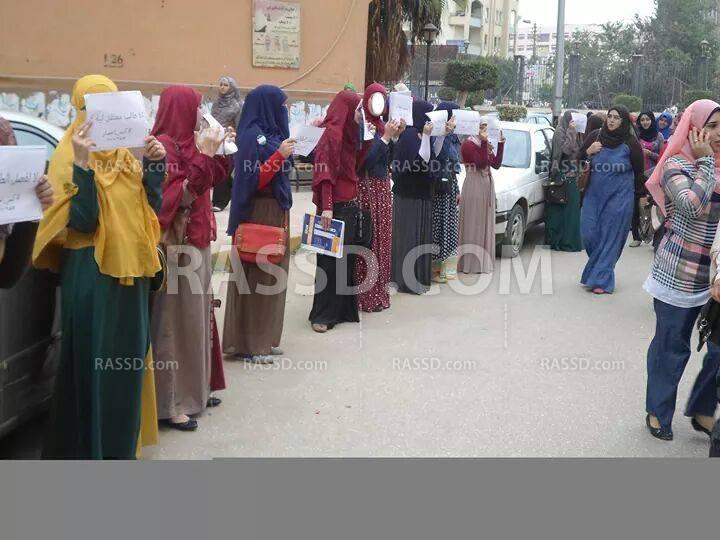 طلاب المجمع النظري في جامعة المنوفية: “مكملين ومش خايفين”