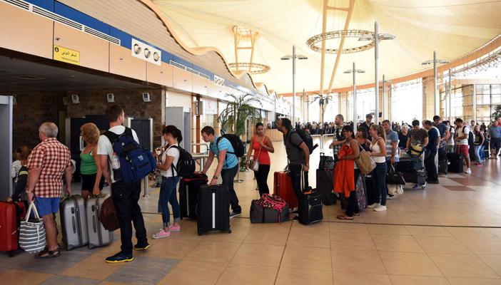 بعد نكبة الطائرة.. 4 تنازلات مصرية لروسيا وبريطانيا من أجل عودة السياح