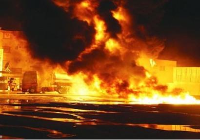 احتراق لوحة توزيع الكهرباء ببرج بالزقازيق