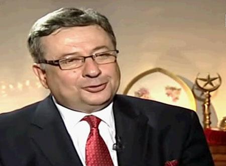 بالفيديو..لحظة مغادرة السفير التركي