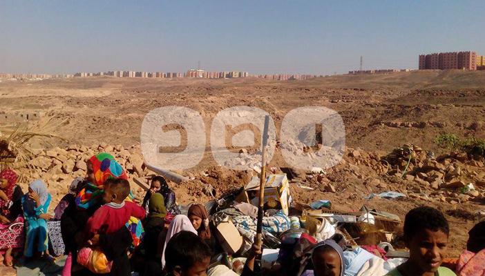 بالصور.. هدم 125 منزلا بأسوان وتشريد أكثر من 200 أسرة