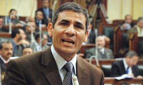 داوود لـ “السيسي”: لولا “ثورة يناير” لحلفت اليمين أمام جمال مبارك