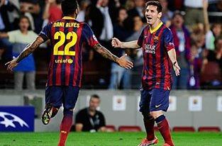 مساء اليوم.. روما يصطدم بالبارسا على ملعب “الكامب نو”