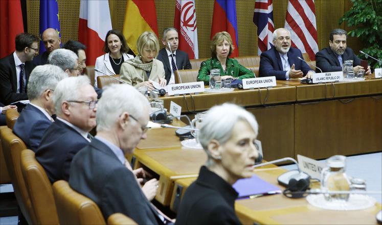 “الجارديان” تحذر من فشل المفاوضات بشأن نووي إيران