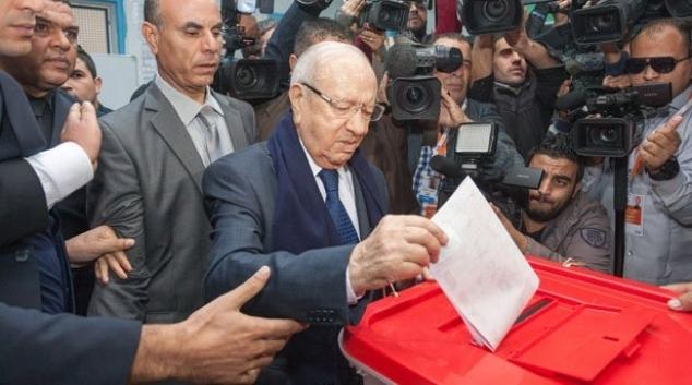 مدير حملة الحمامي: نتجه لندعم السبسي في الجولة الثانية