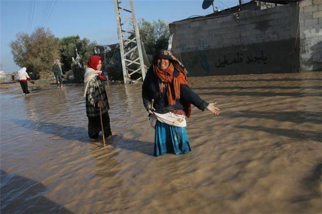 الأرصاد الفلسطينية تحذر من تعرض الضفة لسيول