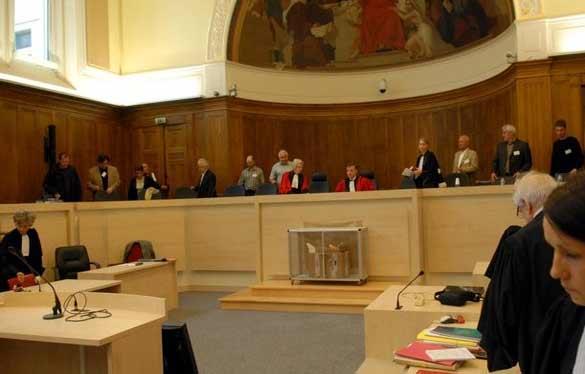 بريطانيا.. السجن لشقيقين شاركا بمعسكر تدريب مسلحين بسوريا