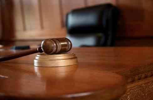 الزند وأتباعه يتغيبون عن محاكمة قضاة البيان