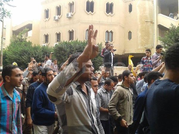 تظاهرة ضد الانقلاب بأزهر طنطا تنديدا بقمع الطلاب