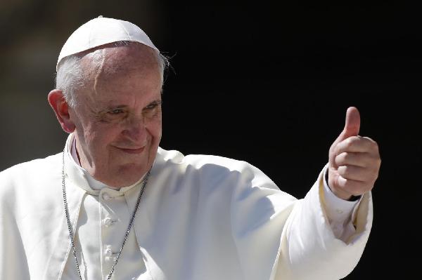 البابا فرنسيس يشيد بجهود تركيا تجاه اللاجئين السوريين