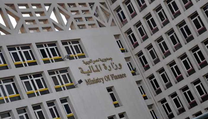 ما هي “أذون الخزانة” التي تستخدمها الحكومة لتمويل عجز الموازنة؟