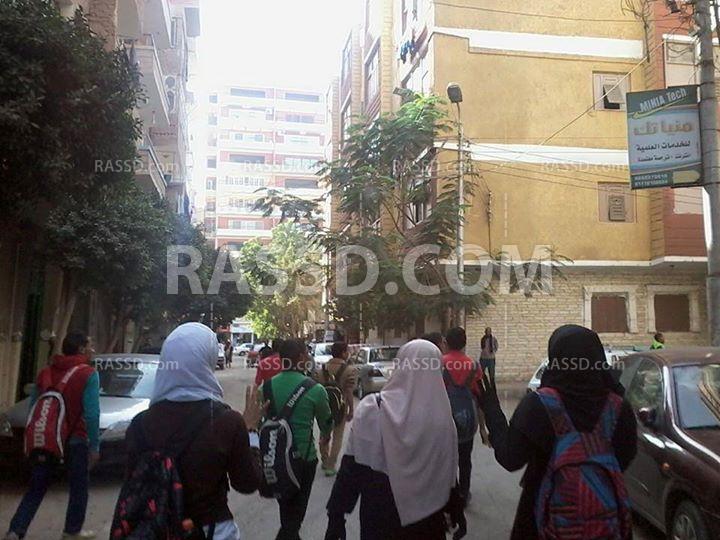 “فراشة” لطلاب المنيا تنديدا ببراءة “المخلوع”