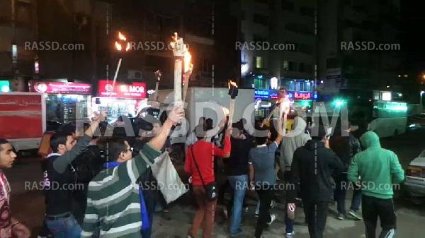 صور| تظاهرة شبابية بـ”العصيان المشتعلة” في الإسكندرية