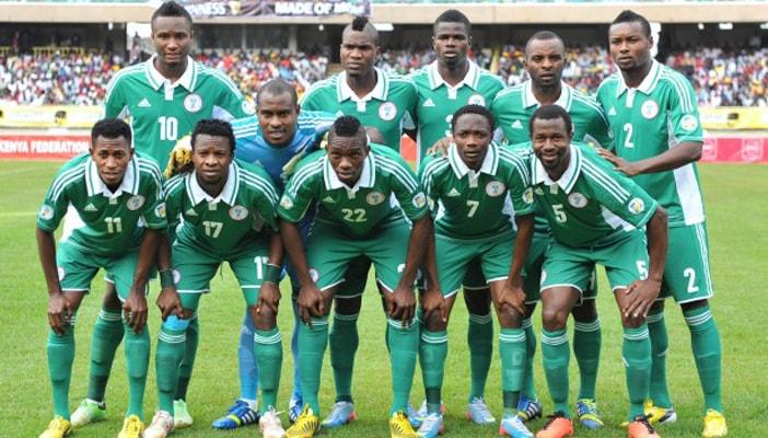 نيجيريا تتصدر مجموعتها قبل مواجهة مصر