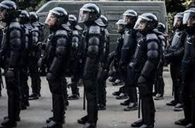 الأمن يقتحم “نجع سويلم” ويطلق الرصاص بشكل عشوائي