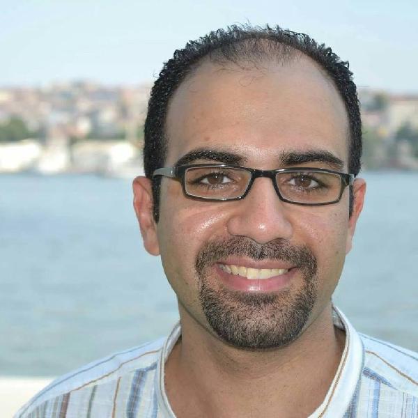 مايكل سيدهم: الكنيسة القبطية لا ترضى الله وأعلن تخليّ عنها