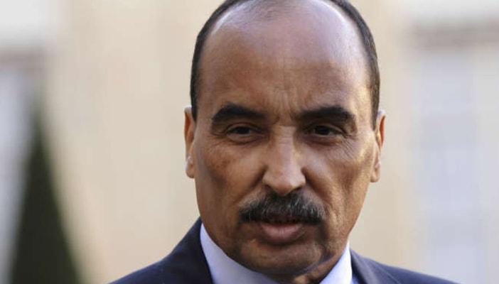 الرئيس الموريتاني ينهي مباراة السوبر قبل نهايتها بـ 25 دقيقة لضيق وقته