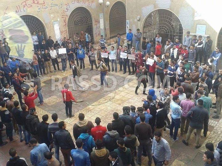 وقفة في أزهر تفهنا الأشراف تنديدًا ببراءة “نظام مبارك”