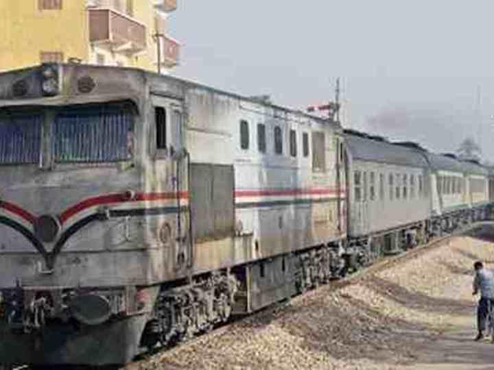 توقف حركة قطارات الواسطى الفيوم بعد نزع فلنكات السكة الحديد