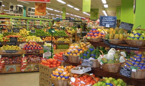 زيادة الرسوم الجمركية للفواكه والأثاث والأجهزة الكهربية