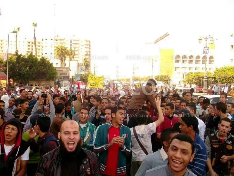 مسيرة طلاب ضد الانقلاب تجوب مدينة دمنهور بالبحيرة