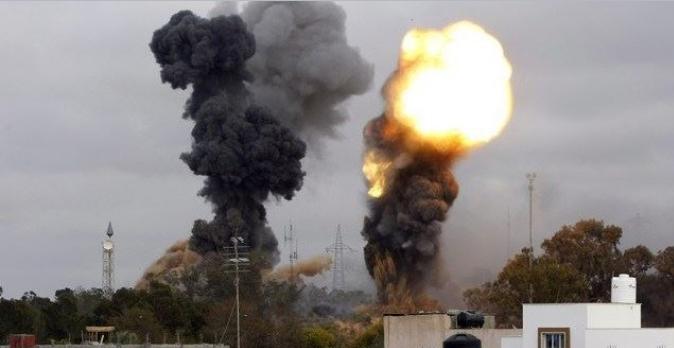 5 قتلى بقصف طائرات حفتر لـ”زوارة” الليبية