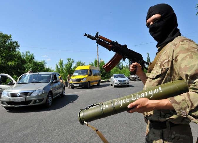 مقتل جنديين أوكرانيين بنيران انفصاليين شرقي البلاد