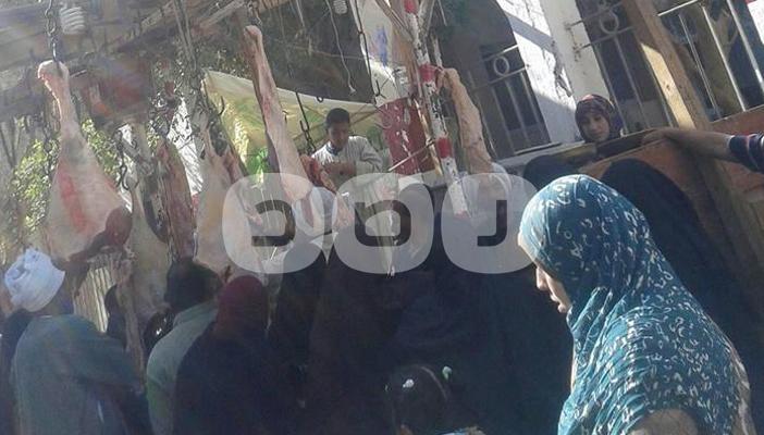 بالصور.. جزارو سنورس في الفيوم يتنافسون على خفض أسعار اللحوم