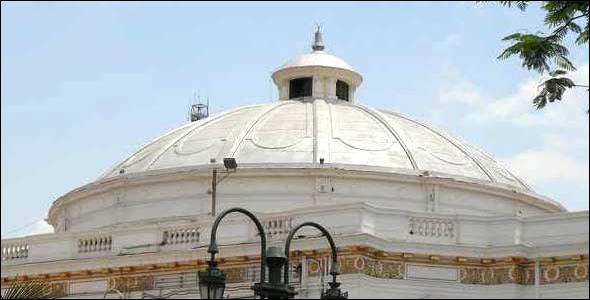 عدد من نواب البرلمان يعترضون على قبول “العجاتي” استقالة “الصدر”