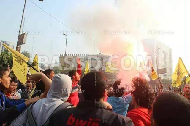 مسيرة بالقرب من “الحرس الجمهوري” بجمعة القصاص والاصطفاف