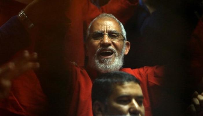 تأجيل محاكمة مرشد الإخوان في قضية “أحداث الإسماعيلية” لجلسة الغد