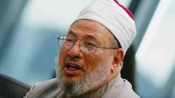 القرضاوي: من يقتل دفاعًا عن أرضه شهيد