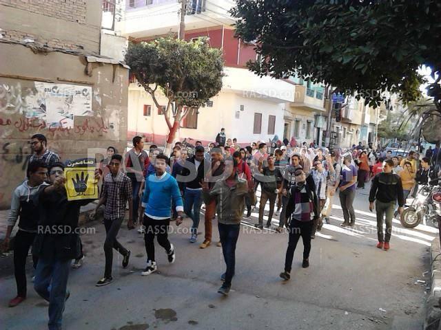 طلاب الثانوي ببني سويف ينظمون مسيرة ضد الانقلاب