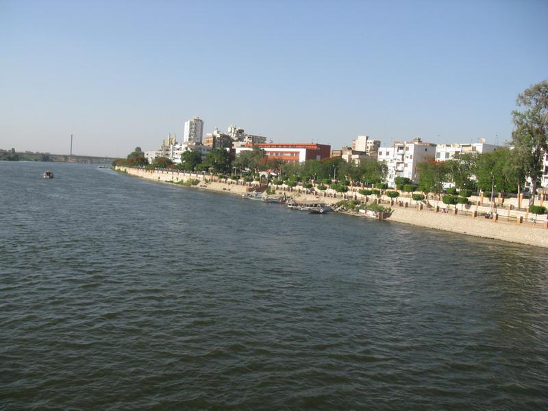 كورنيش ومحاور مرورية جديدة بنبها بتكلفة 15 مليون جنيه