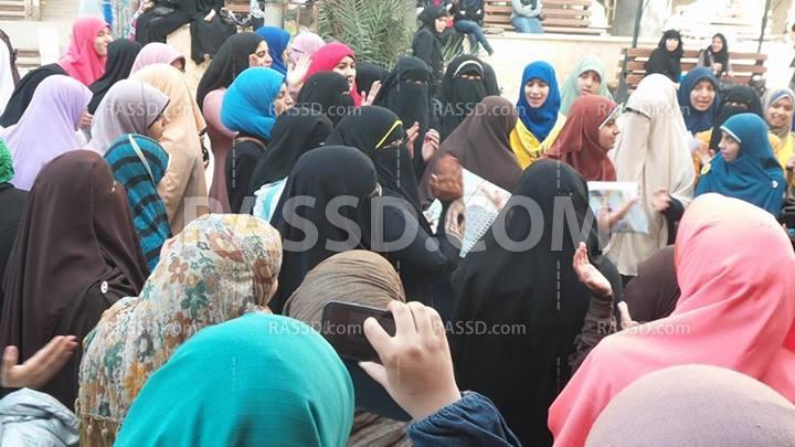 تظاهرة في المنصورة تنديداً باقتحام المدينة الطلابية بجامعة الأزهر