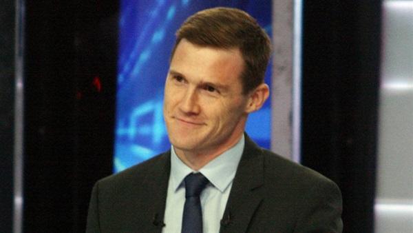 السفير البريطاني يتفقد تأمين المطارات المصرية في شرم الشيخ