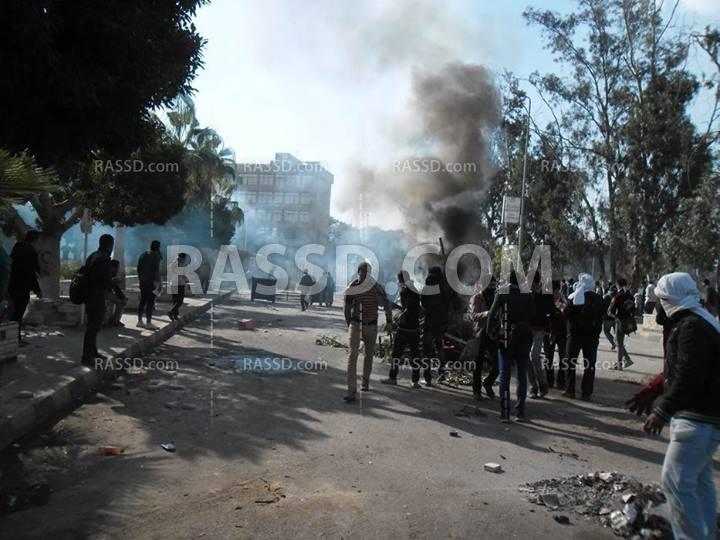 داخلية الانقلاب تحول ساحة”الأزهر” الى حرب ضد الطلاب