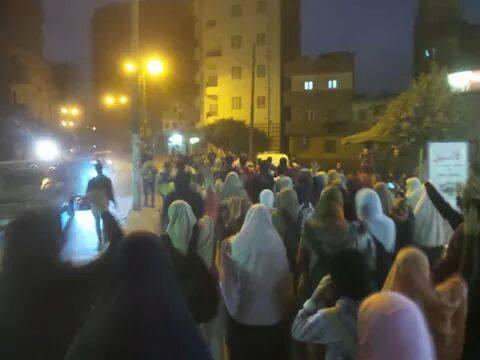 مسيرة نسائية بالمنوفية للإفراج عن ذويهم المعتقلين