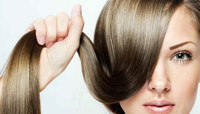 باستخدام البيض والأفوكادو.. 5 وصفات طبيعية للحصول على شعر مثالي