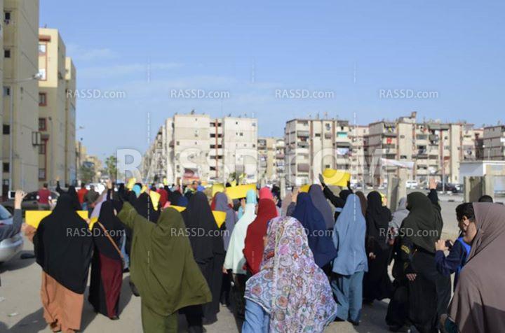 مسيرة صباحية في بورسعيد تندد بحكم العسكر