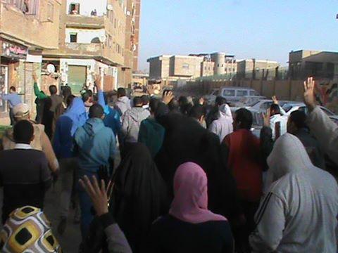 بلطجية يعتدون على مسيرة مناهضة للانقلاب بالمهندسين