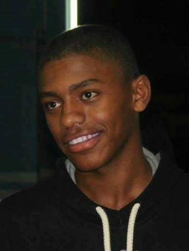 اعتقال أم شهيد بالسويس من قبل قوات الانقلاب