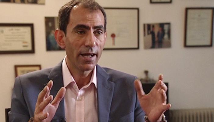 يسري فودة يهاجم وزير الخارجية بسبب “ميكروفون الجزيرة”