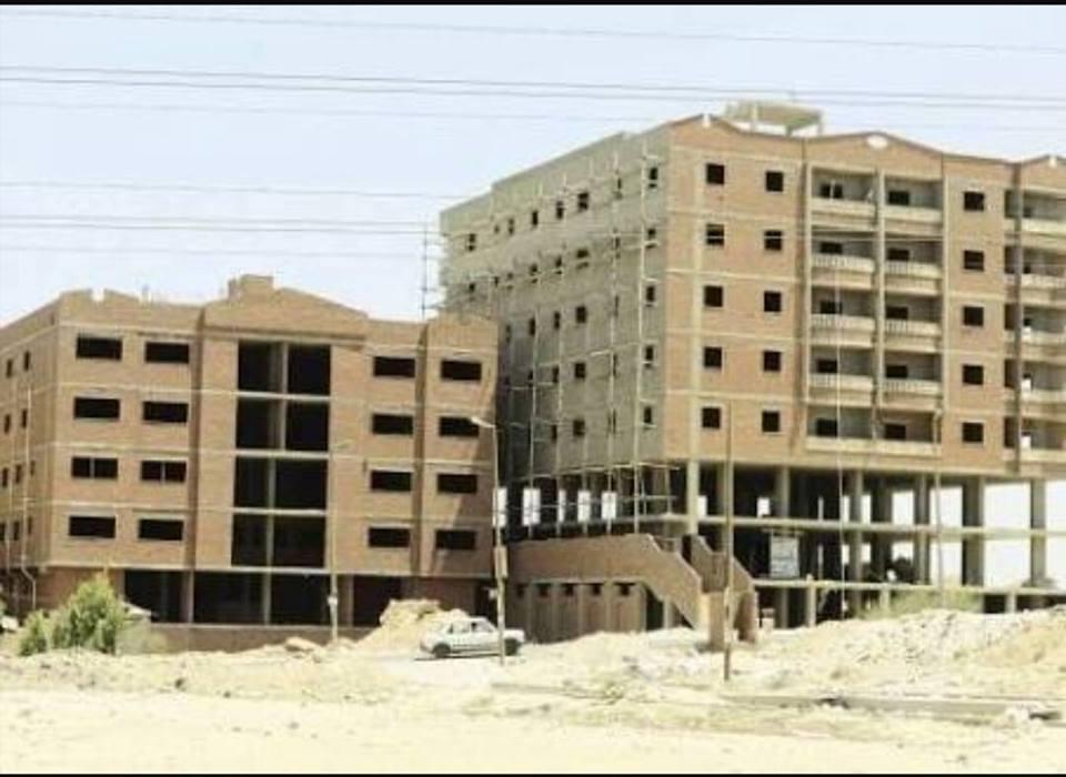 مخالفات المباني بالمنيا تنتشر تحت سمع وبصر المسؤولين