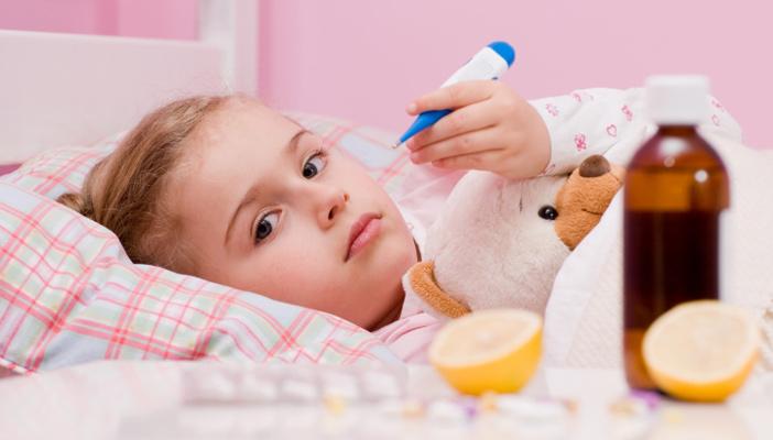 طرق لحماية أطفالك من الإصابة بأمراض الشتاء