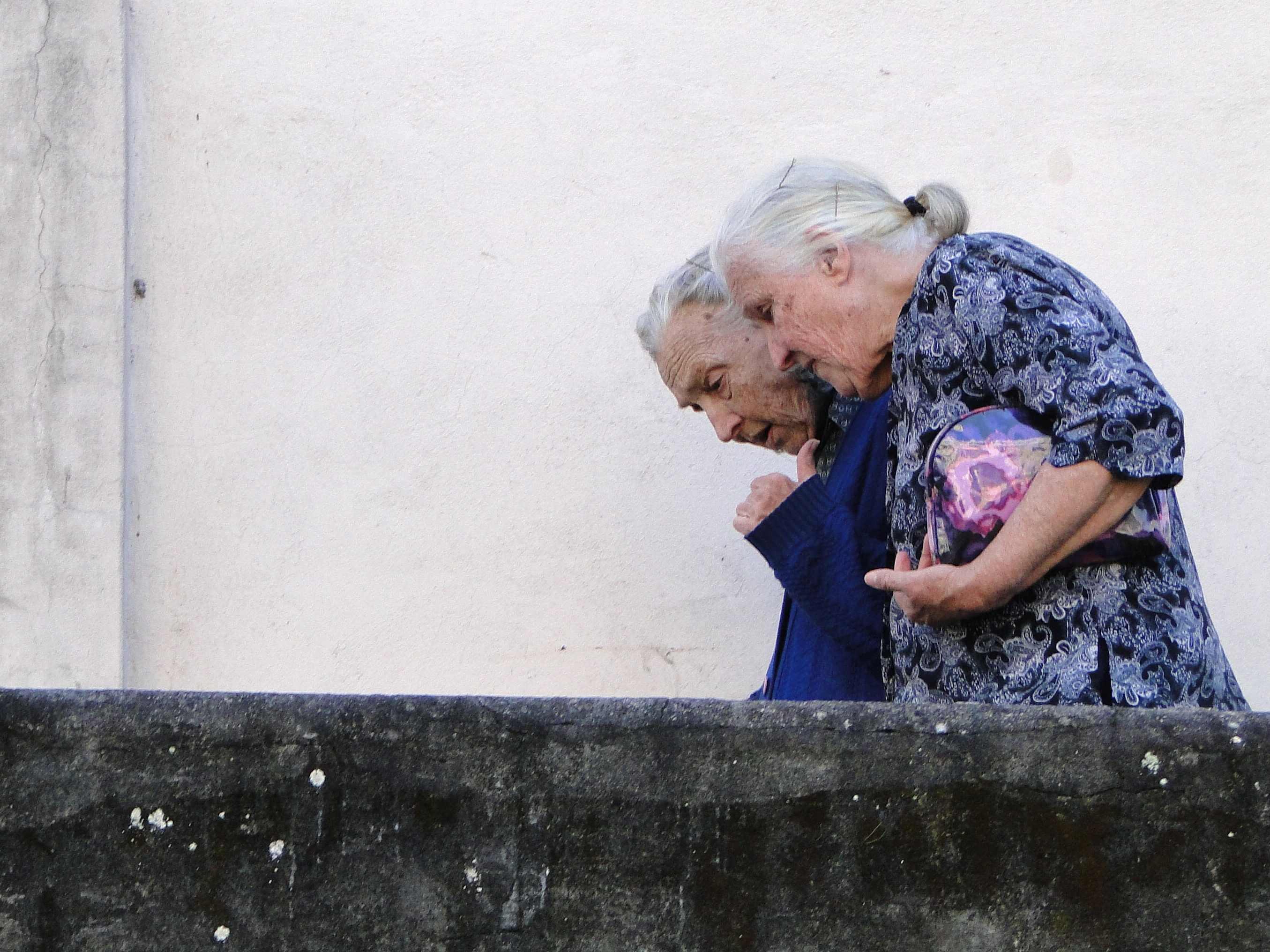 دراسة: بعض الفيروسات أكثر شراسة عند إصابة الرجال مقارنة بالنساء