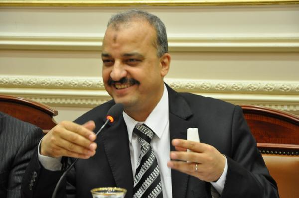 البلتاجي: مصلحة السجون نقلتني إلى عنبر انفرادي بسجن العقرب