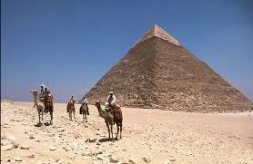 السياحة بين مرسي و السيسي